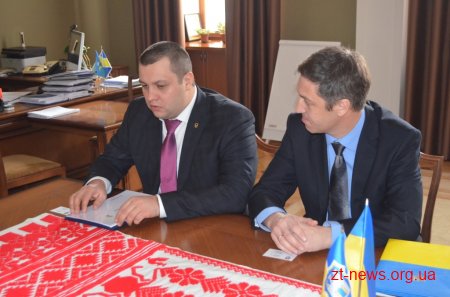 Міський голова підписав меморандум про співпрацю з Держмолодьжитлом