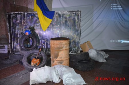 В кінотеатрі «Жовтень» презентували інсталяцію «Хронологічні події Майдану 2014. Погляд сьогодення»