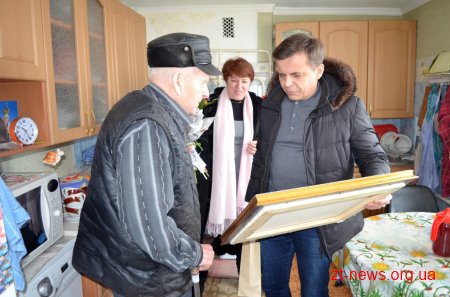 У Житомирі привітали з 90-річним ювілеєм Почесного громадянина міста