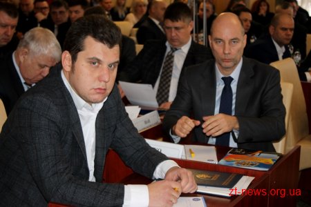 "Деякі українці не розуміють, для чого їм закордонні паспорти" - голова Міграційної служби України