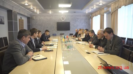 Житомирський міський голова Сергій Сухомлин відвідав Мінський автомобільний завод