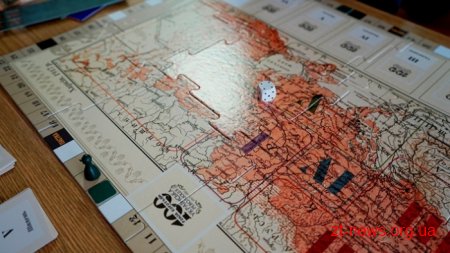 У Житомирській ОДА учні змагалися на знання подій революції 1917-1921 рр.
