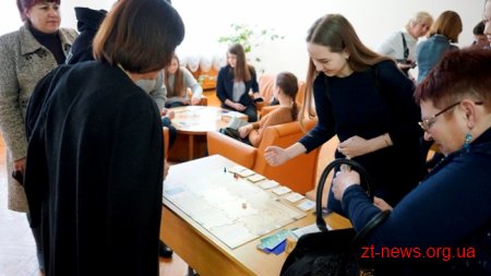 У Житомирській ОДА учні змагалися на знання подій революції 1917-1921 рр.