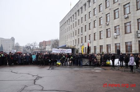 Урочистою ходою та читанням віршів відзначили 204 річницю від дня народження Тараса Шевченка