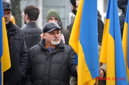 Урочистою ходою та читанням віршів відзначили 204 річницю від дня народження Тараса Шевченка