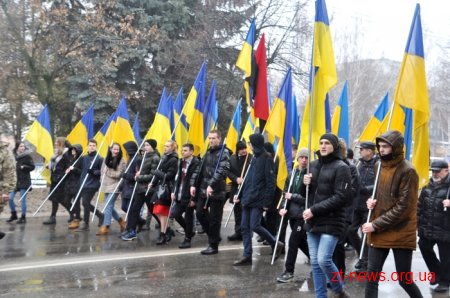 Урочистою ходою та читанням віршів відзначили 204 річницю від дня народження Тараса Шевченка