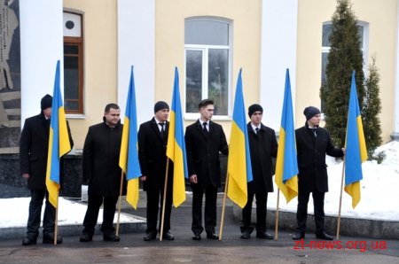 Урочистою ходою та читанням віршів відзначили 204 річницю від дня народження Тараса Шевченка