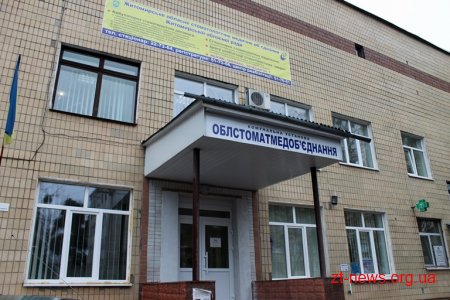 Володимир Ширма проінспектував ремонтні роботи у комунальних медичних установах