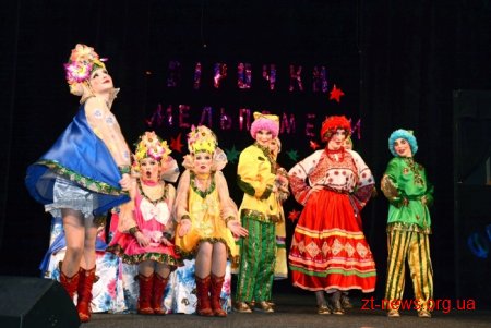 У Житомирі відзначили переможців фестивалю театрального мистецтва «Зірочки Мельпомени»