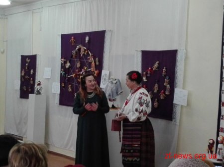 У Кмитівському музеї відкрилася виставка авторської ляльки