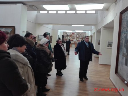 У Кмитівському музеї відкрилася виставка авторської ляльки