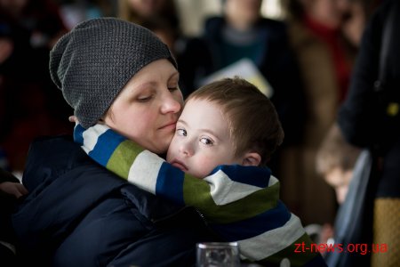 На вулиці Михайлівській відбувся флеш-моб «Всі ми різні, але всі ми рівні»