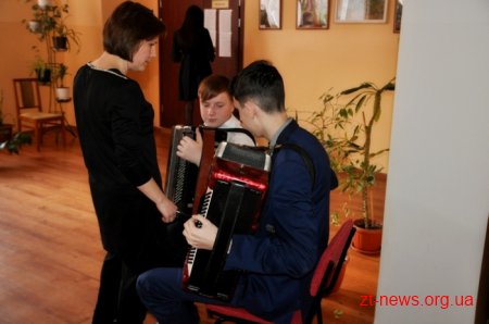 У Житомирі відбувся концерт до Всеукраїнського дня баяна та акордеона