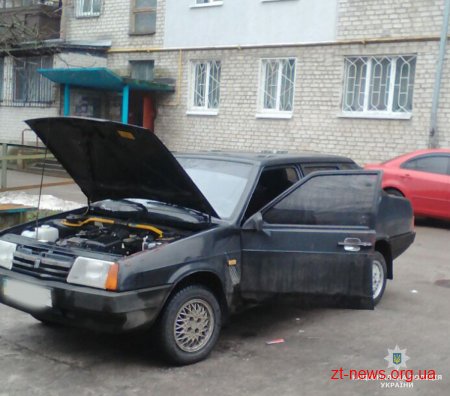 У Бердичеві поліцейські затримали автомобільного злодія