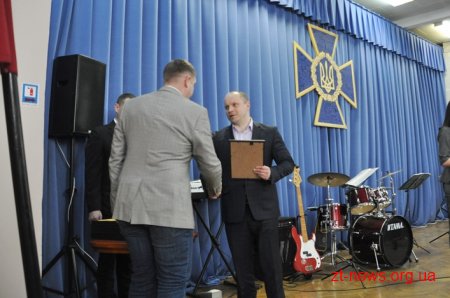 У Житомирі напередодні професійного свята привітали працівників СБУ