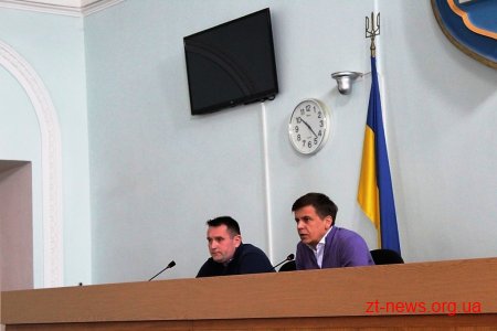 Мер зустрівся з житомирськими атовцями, щоб обговорити питання про виділення землі під новий ЖБК