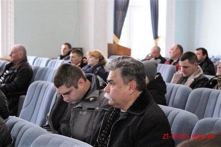 Мер зустрівся з житомирськими атовцями, щоб обговорити питання про виділення землі під новий ЖБК