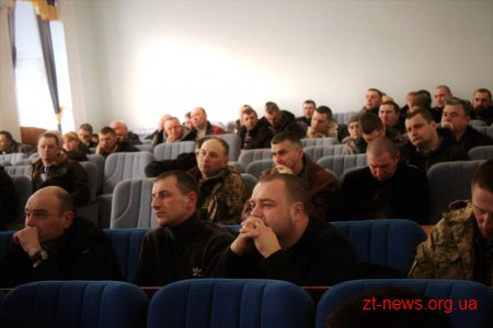 Мер зустрівся з житомирськими атовцями, щоб обговорити питання про виділення землі під новий ЖБК