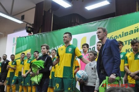 У Житомирі презентували оновлений склад команди футбольного клубу «Полісся»