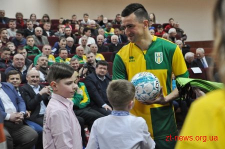 У Житомирі презентували оновлений склад команди футбольного клубу «Полісся»