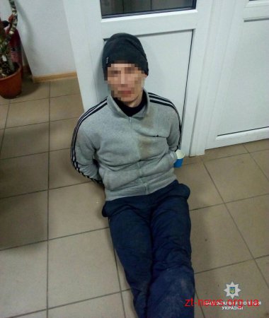 У Коростені чоловік намагався обікрасти банк