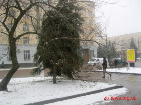 Відбулося виїзне засідання робочої групи з питання прибирання міста