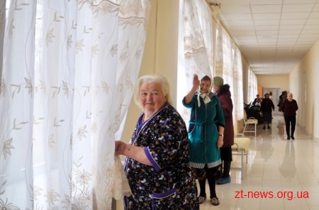 Керівник області оглянув будівництво ЗОШ №13 у Коростені