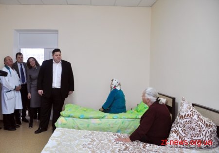 Керівник області оглянув будівництво ЗОШ №13 у Коростені
