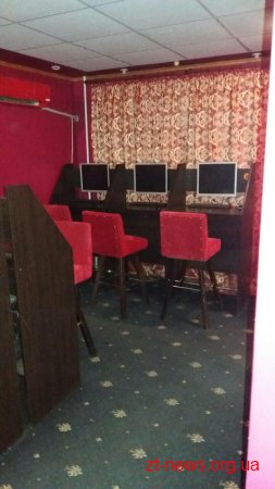 У Житомирі закрили 3 гральні заклади та вилучили майже 70 комп’ютерів