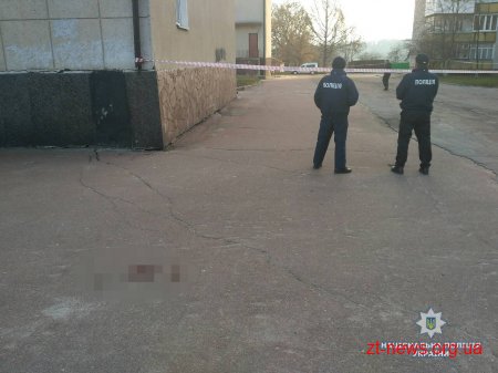 У Новограді-Волинському невідомий стріляв у місцевого депутата