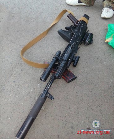 Малинчанин здав до поліції автомат Калашникова, а жителька Радомишля – майже дві тисячі набоїв