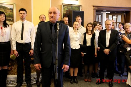 На першому Молитовному сніданку у Житомирі представники влади та громади помолилися за Україну