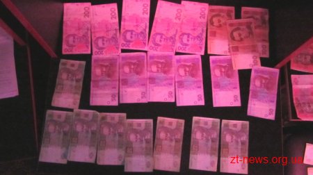 У Новоград-Волинському харків’янин організував у житловому будинку гральний бізнес