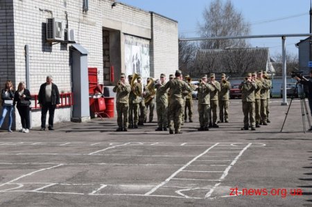 На Житомирщині 124 призовники відправили на строкову військову службу