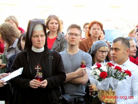 У Житомирі вшанували пам’ять жертв сталінських репресій та розстрілів військовополонених поляків