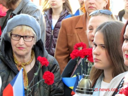 У Житомирі вшанували пам’ять жертв сталінських репресій та розстрілів військовополонених поляків