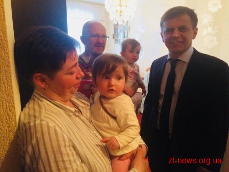 Депутати виділили кошти на ремонт квартири для родини загиблого «кіборга» Дмитра Ільницького