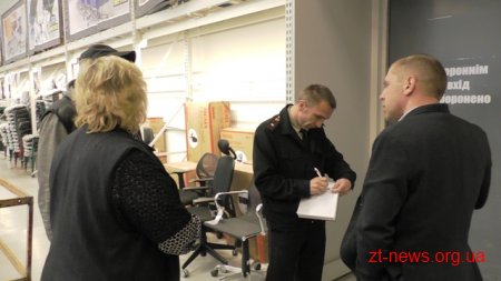 У Житомирі в торгівельному центрі "Метро" рятувальники провели навчання