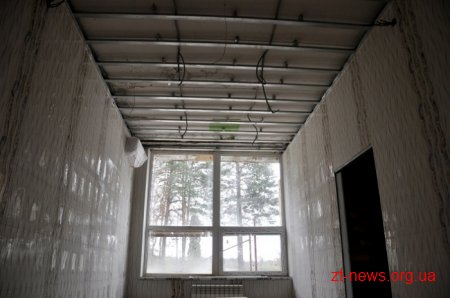 У Центрі вертебрології вже переходять до ремонту другого поверху