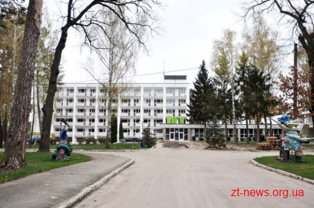 У Центрі вертебрології вже переходять до ремонту другого поверху