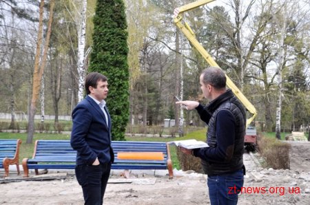 У Центрі вертебрології вже переходять до ремонту другого поверху