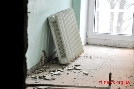 У Центрі вертебрології вже переходять до ремонту другого поверху