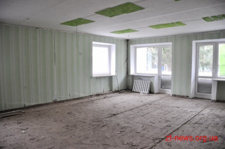 У Центрі вертебрології вже переходять до ремонту другого поверху