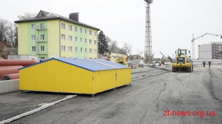 На стадіоні «Полісся» працюють над тренерською та тенісними кортами