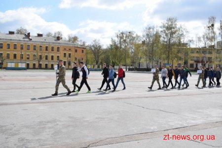 Близько 10 команд із шкіл області традиційно взяли участь в обласній спартакіаді допризовної молоді