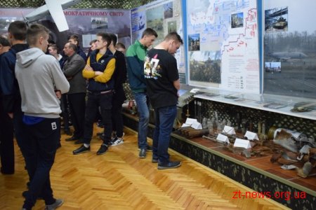 Близько 10 команд із шкіл області традиційно взяли участь в обласній спартакіаді допризовної молоді