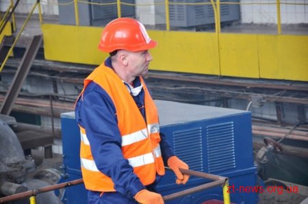 За вихідні працівники "Житомирводоканалу" встановили нові насоси та замінили задвижки