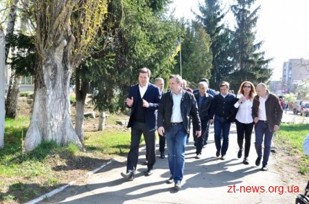 За вихідні працівники "Житомирводоканалу" встановили нові насоси та замінили задвижки