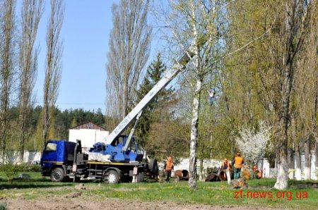 За вихідні працівники "Житомирводоканалу" встановили нові насоси та замінили задвижки
