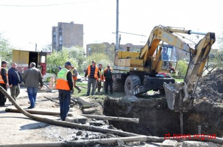 За вихідні працівники "Житомирводоканалу" встановили нові насоси та замінили задвижки